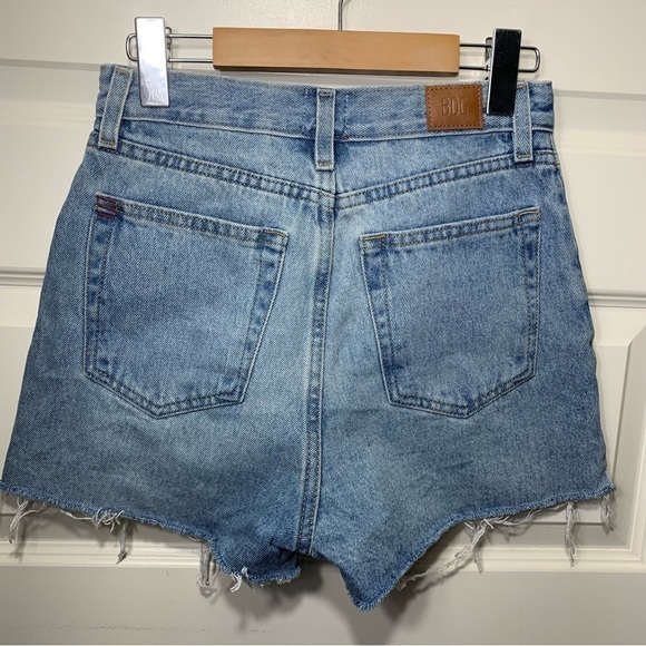 BDG Cut Off Jean Short Sz 26 Blue Distressed High Rise Denim Urban Outfitters - Picture 4 of 11